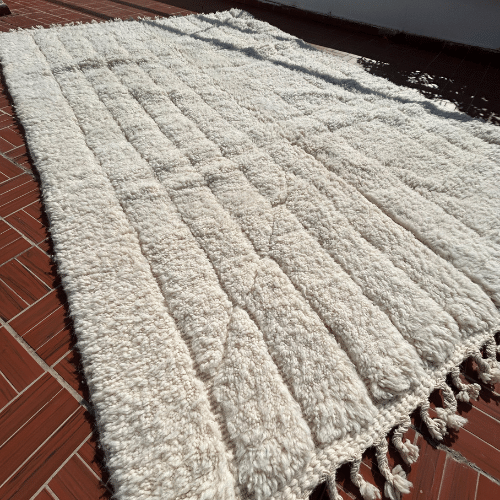 Tapis Beni Ouarain Blanc et lignes droites laine épaisse - SAFIA RUGS