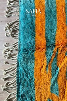 Tapis berbère de luxe Mrirt Bleu Azur I Sur mesure I