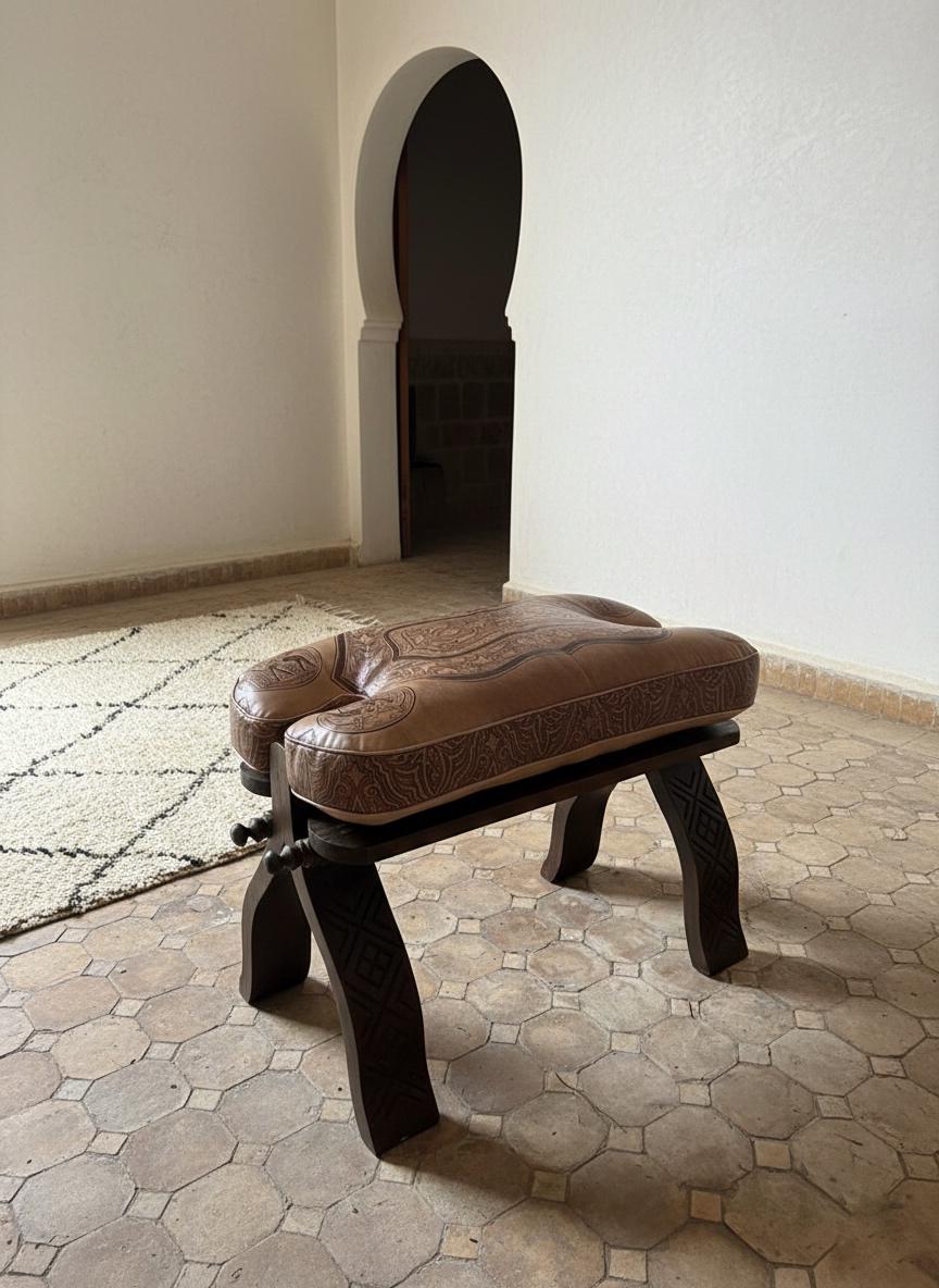 Tabouret Marocain Pliable en Bois & Cuir Naturel
