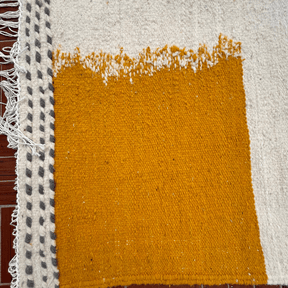 Tapis berbère Zanafi Blanc, Noir, Jaune, Gris - SAFIA RUGS