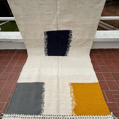 Tapis berbère Zanafi Blanc, Noir, Jaune, Gris - SAFIA RUGS