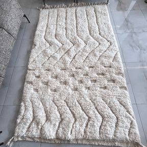 Tapis Beni Ouarain Blanc Lignes et Damier - SAFIA RUGS