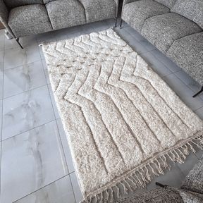 Tapis Beni Ouarain Blanc Lignes et Damier - SAFIA RUGS