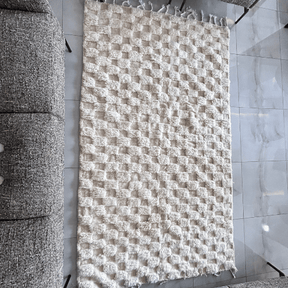 Tapis Beni Ouarain Damier Blanc - SAFIA RUGS