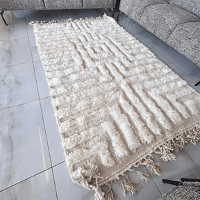 Tapis Beni Ouarain Blanc Majestueux - SAFIA RUGS