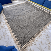 Tapis Zanafi Berbère Noir et Blanc Carré - SAFIA RUGS