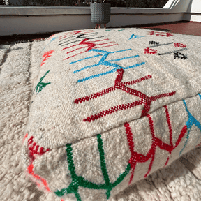 Pouf type tapis motifs berbères - SAFIA RUGS