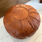 Pouf berbère en cuir Tabac - SAFIA RUGS