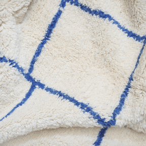 Grand Tapis Beni Ourain marocain bleu à carreaux - SAFIA RUGS