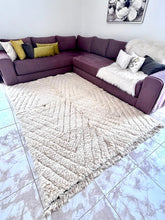 Tapis salon Beniourain berbère aux losanges design