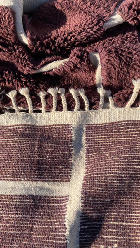Tapis Mrirt Luxueux Blanc à Carreaux Bordeaux Marronné