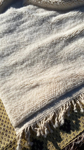Tapis Mrirt Blanc luxueux - SAFIA RUGS