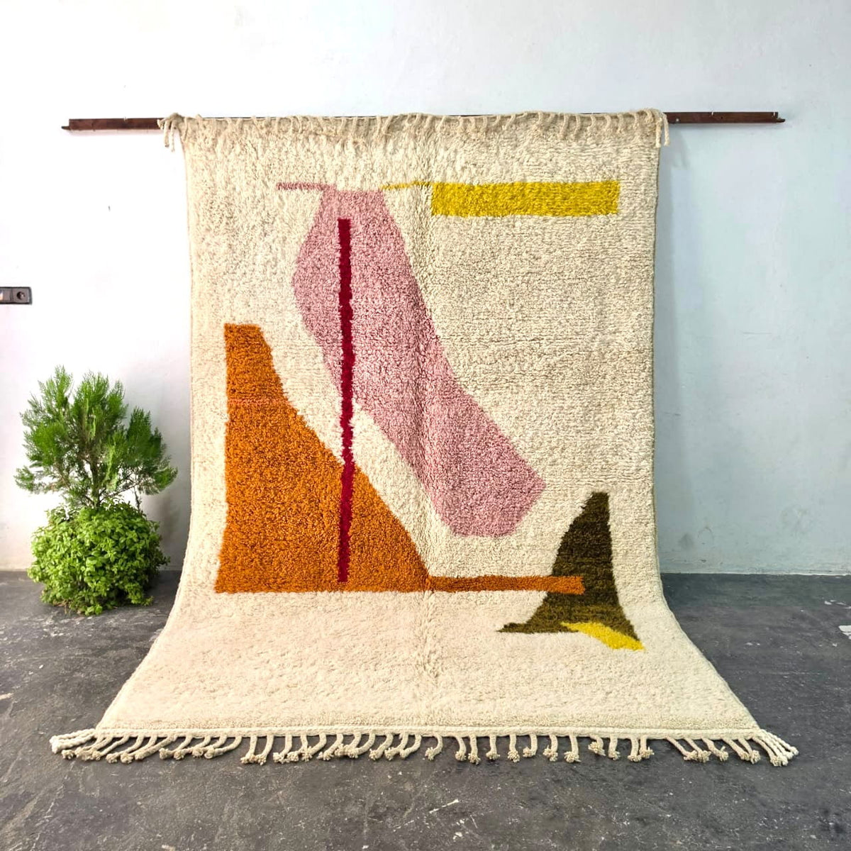 Tapis Berbère Beniourain Blanc aux Couleurs - SAFIA RUGS