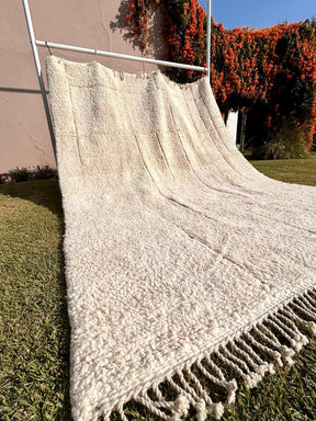 Grand Tapis Beniourain Blanc Sur Mesure XL