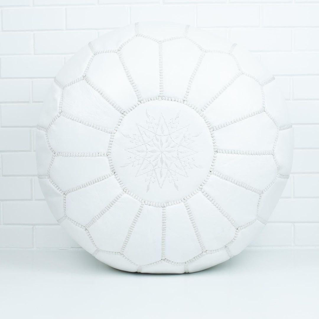 Pouf Brodé en Cuir – Blanc uni - SAFIA RUGS