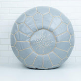 Pouf Brodé en Cuir – Gris perle - SAFIA RUGS