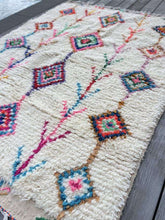 Tapis marocain Azilal à losanges colorés | Safia Rugs